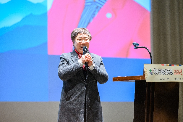 ��� ���ر����...